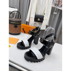 Louis Vuitton Sandals